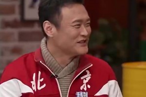 弗拉霍维奇此前带三个女生一起玩……姿色各不同真是迷人眼