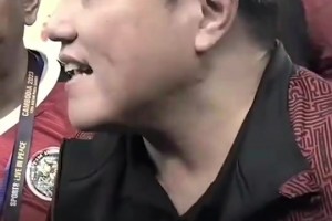 印尼足协主席托希尔曾向球员喊话：告诉他们你是谁！