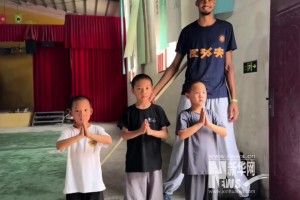 21岁文班亚马新赛季开局即封神！少林修行有一份功劳？