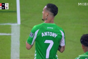 圆神王者风范！安东尼无解贴地斩世界波破门！